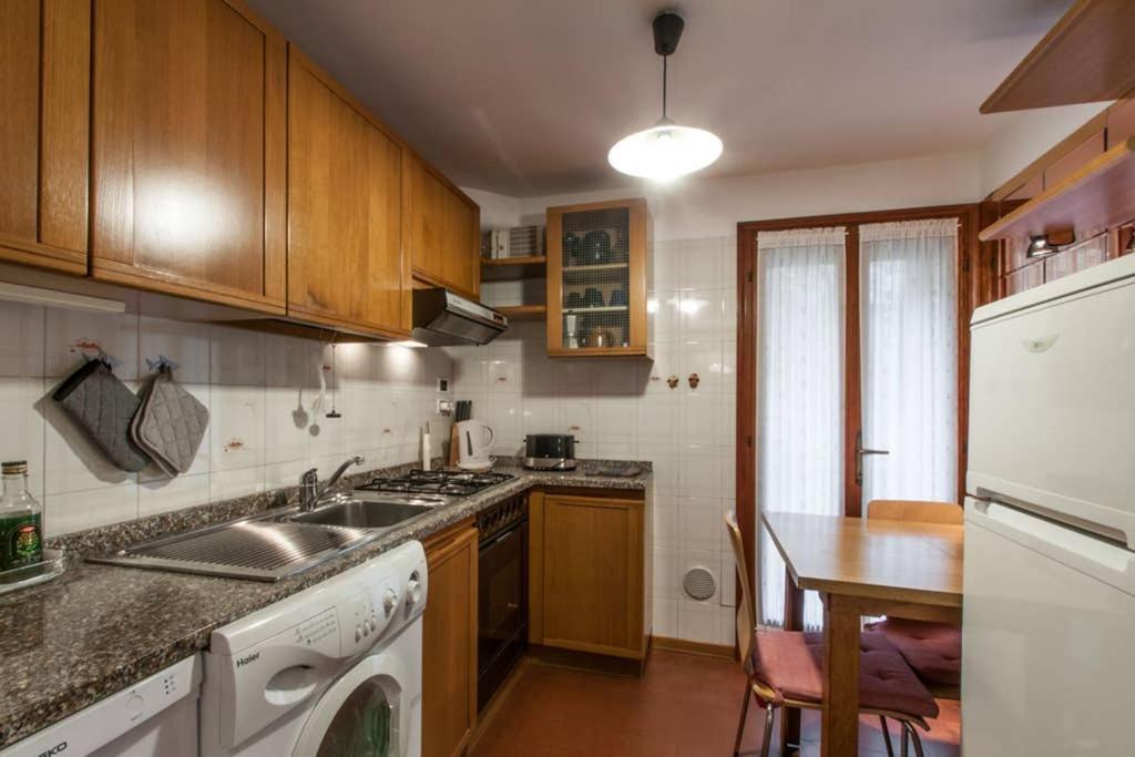 Ca' Cordoni - Charming Place In The Heart Of Venesia Bagian luar foto